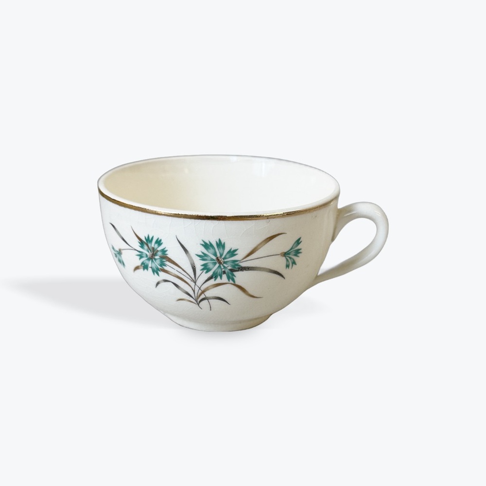 VINTAGE :: floral teacup